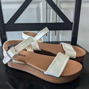 Cute sandals white by Soda size 8